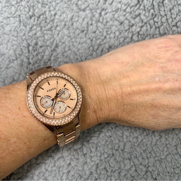 Fossil Sport Multifunction Rose Gold-Tone Stainless Steel Watch ES3003 - Picture 6 of 9